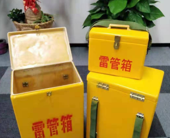 汉源玻璃钢雷管箱有哪些特点